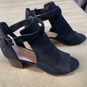 Nine West Black Mesh Suede Open Toe Block Heel 9M